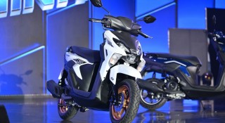 Yamaha Gear 125 Hybrid bản Cao cấp hơn gì so với bản Tiêu chuẩn, có đáng để chi thêm 4 triệu đồng?